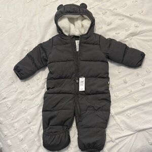 NWT Baby Gap Cozy Grat Baby Snowsuit with Hood
